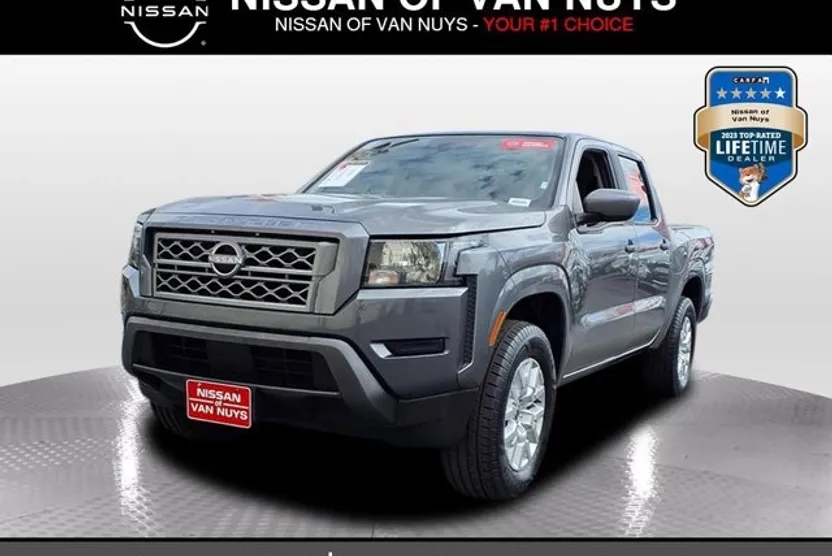 2023 Nissan Frontier SV photo 1