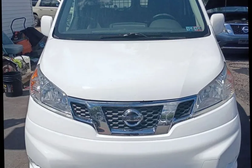 2020 Nissan NV200 SV photo 1