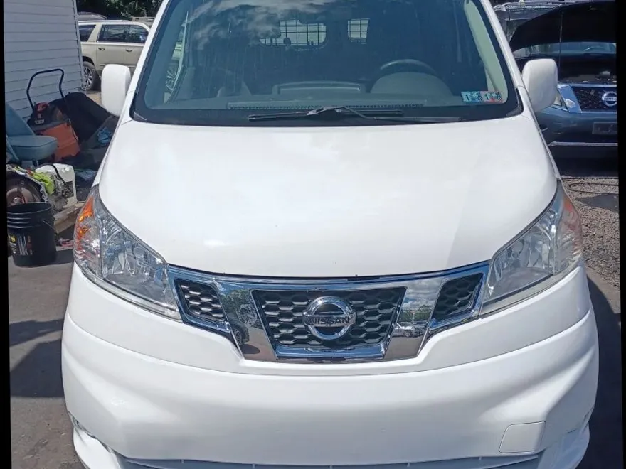 2020 Nissan NV200 SV photo 1