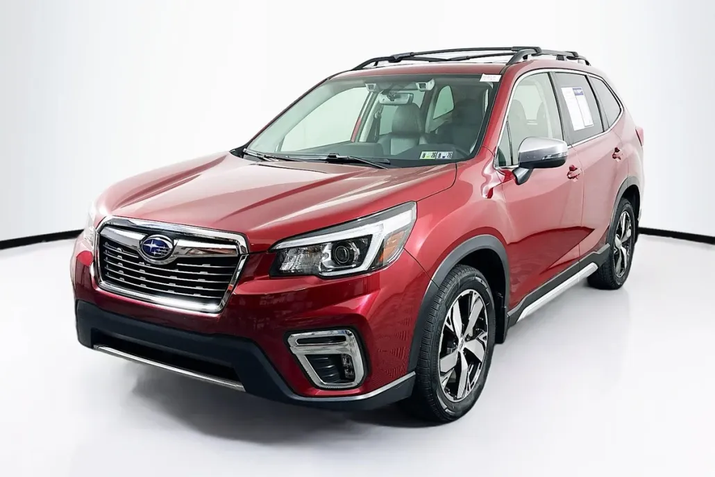 2020 Subaru Forester Touring photo 1
