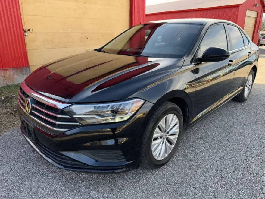 2019 Volkswagen Jetta S photo 1