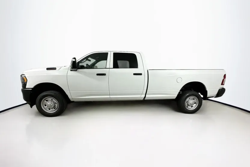 2024 Ram 2500 Tradesman photo 1