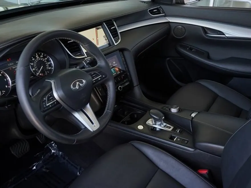 2020 Infiniti QX50 Luxe photo 1