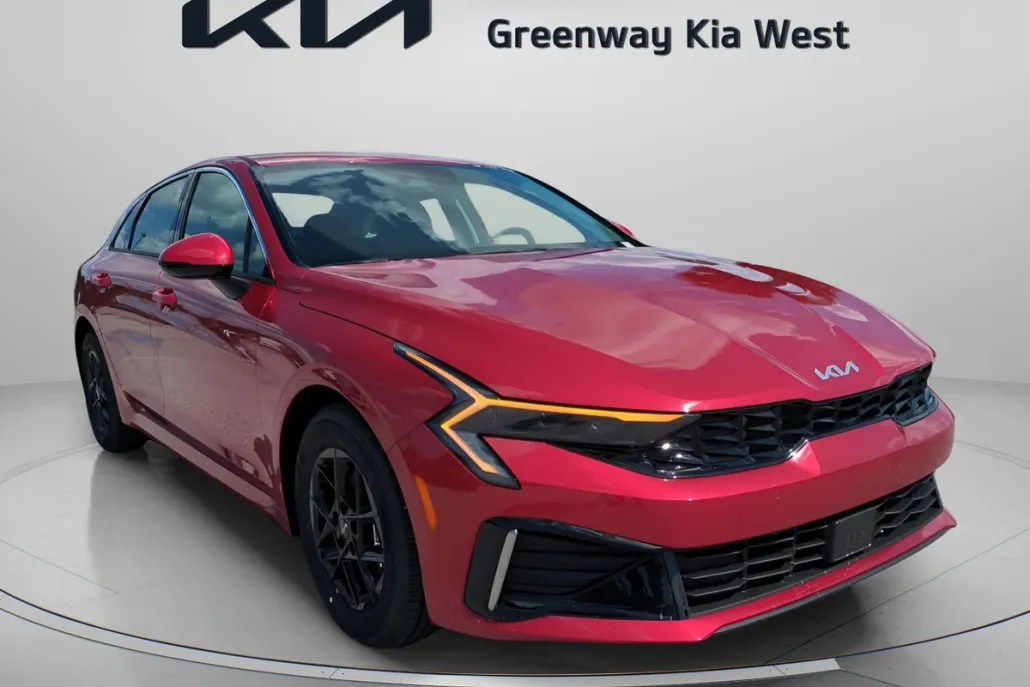 2025 Kia K5 LXS photo 1