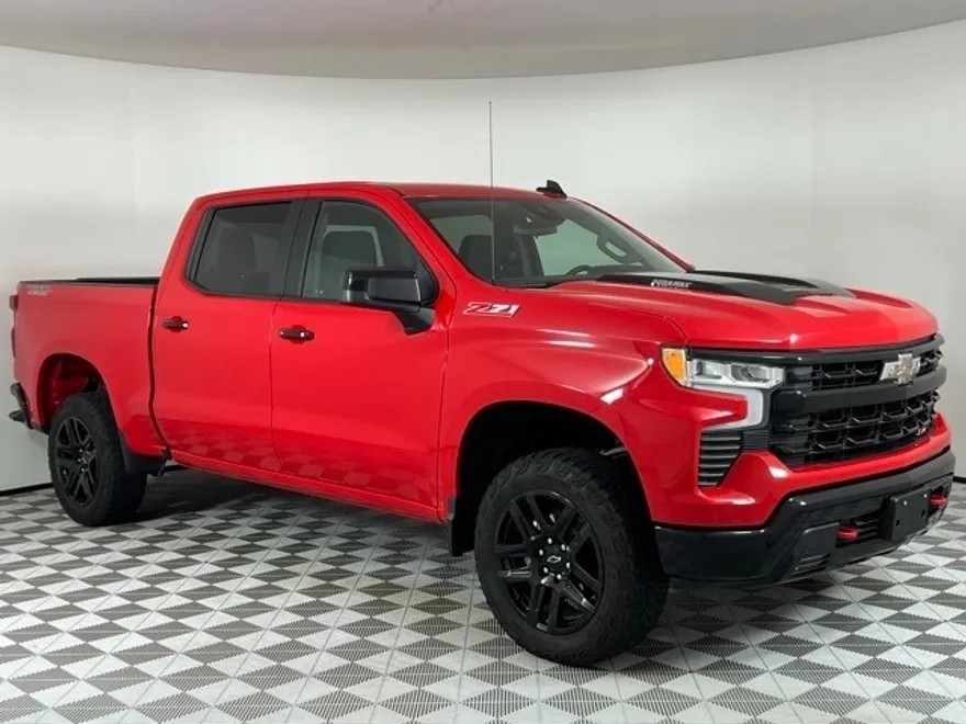 2024 Chevrolet Silverado 1500 LT Trail Boss photo 1