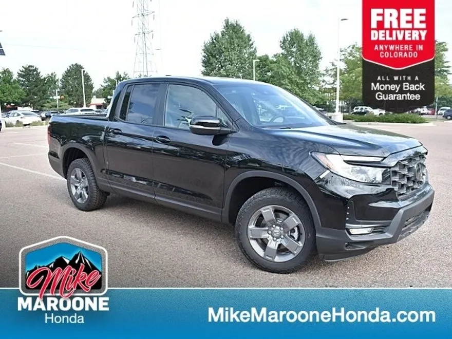 2025 Honda Ridgeline TrailSport photo 1