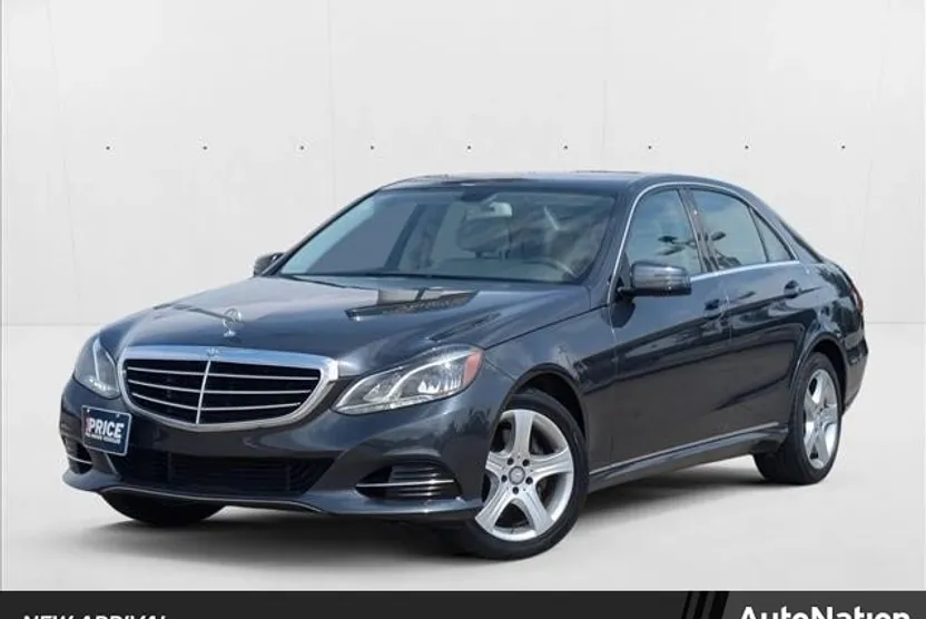 2014 Mercedes Benz E 350 Sedan photo 1
