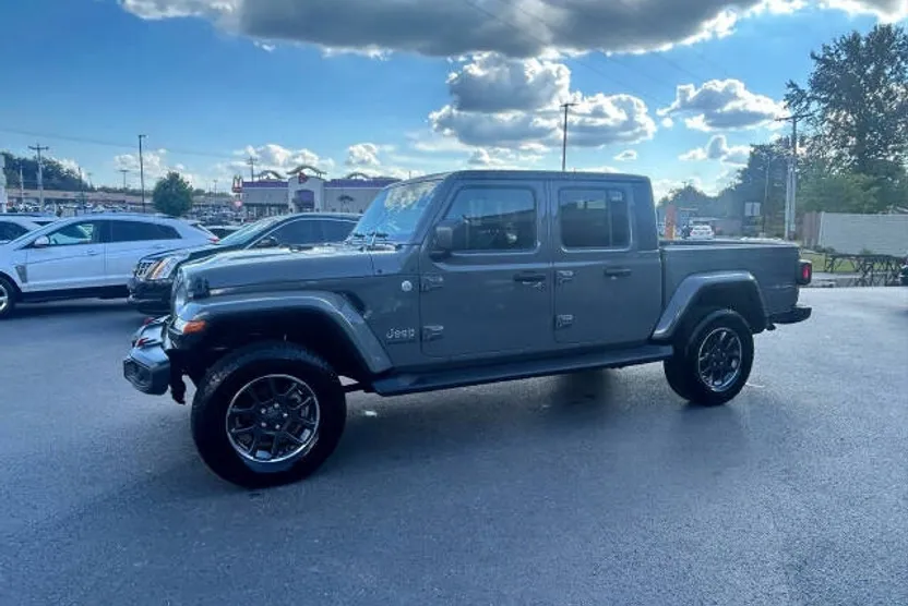 2021 Jeep Gladiator Overland photo 1