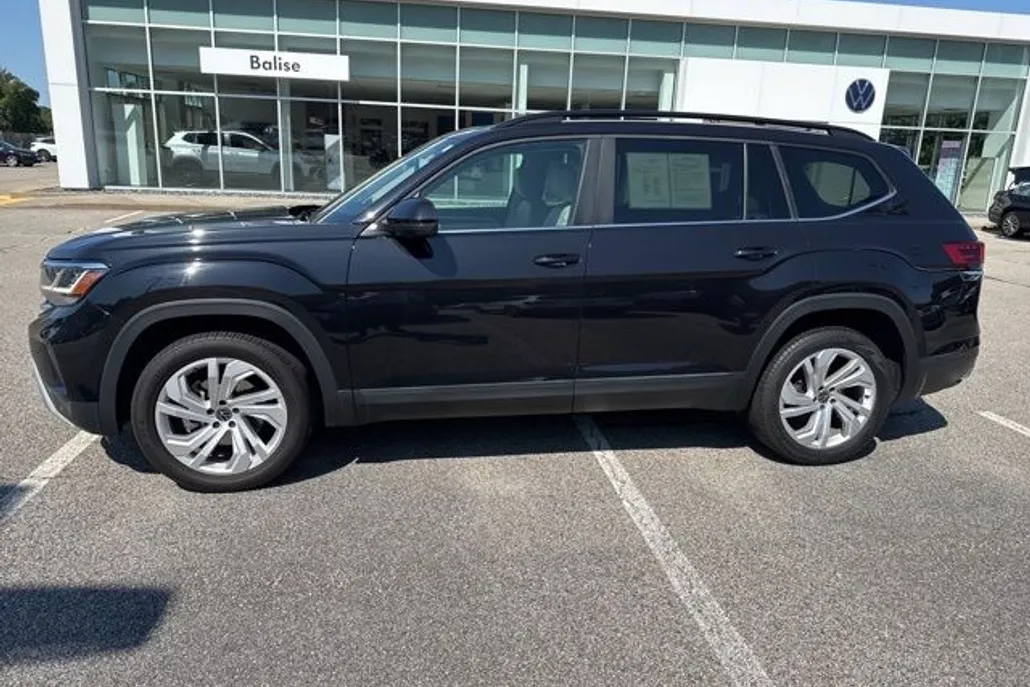 2021 Volkswagen Atlas SE Technology photo 1