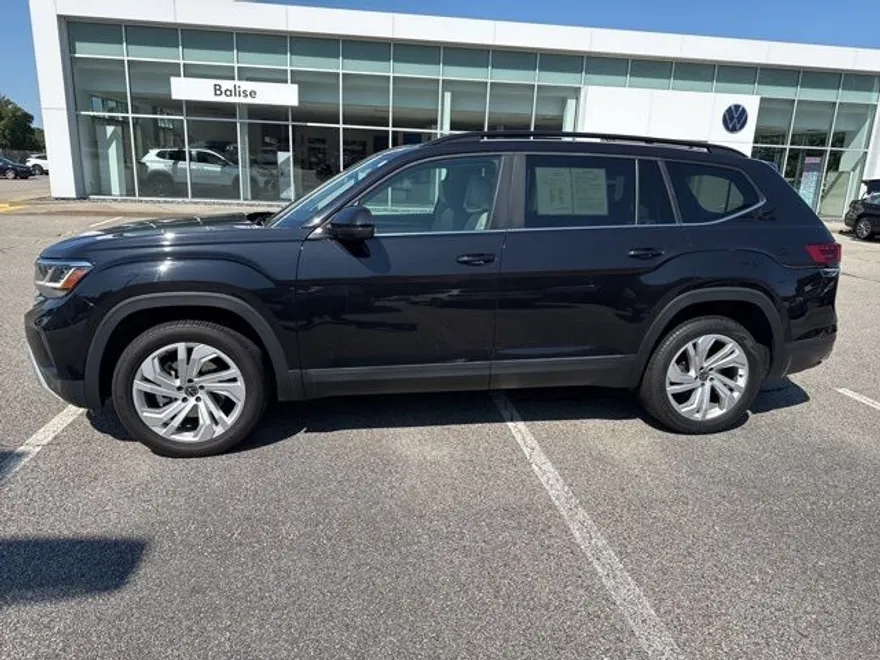 2021 Volkswagen Atlas SE Technology photo 1