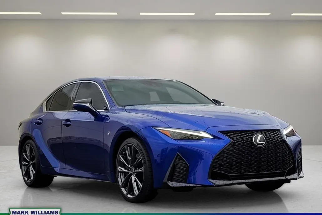 2022 Lexus IS 350 F SPORT photo 1