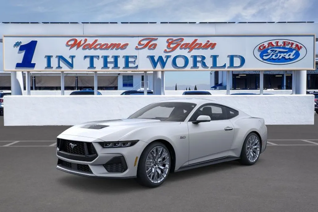 2025 Ford Mustang GT Premium photo 1