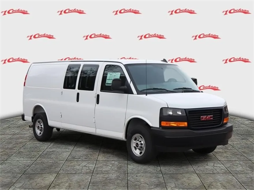2025 Gmc Savana Cargo 3500 photo 1