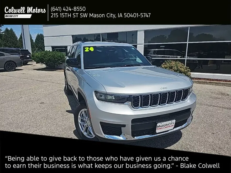 2024 Jeep Grand Cherokee Laredo photo 1