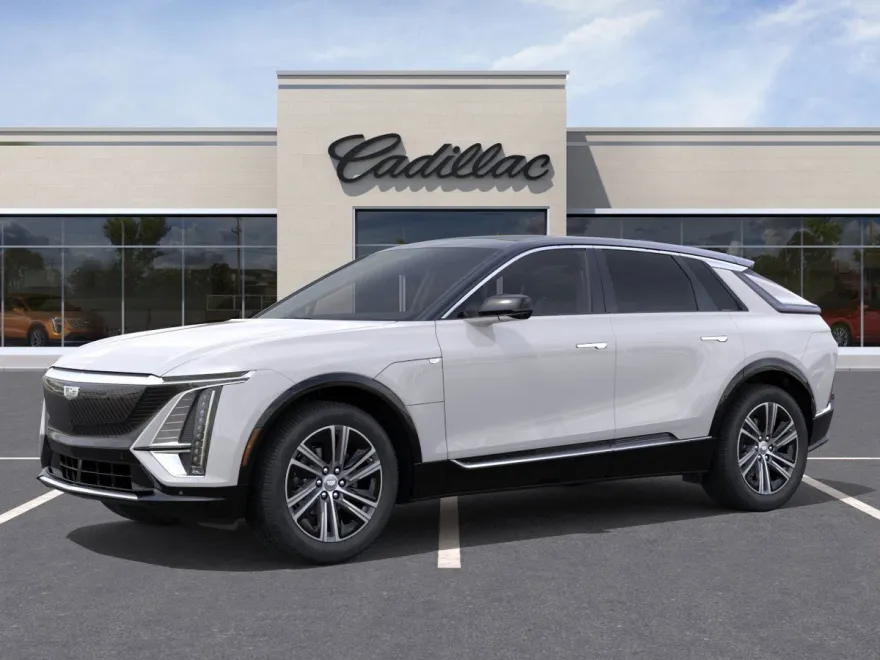 2025 Cadillac Lyriq Luxury photo 1