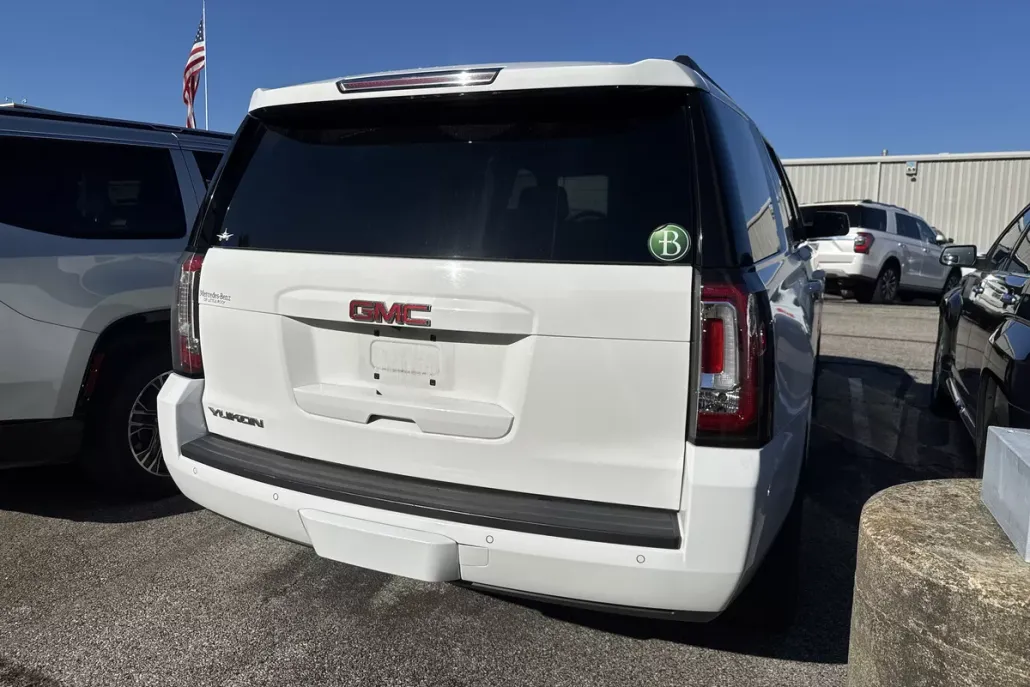 2015 Gmc Yukon SLT photo 1