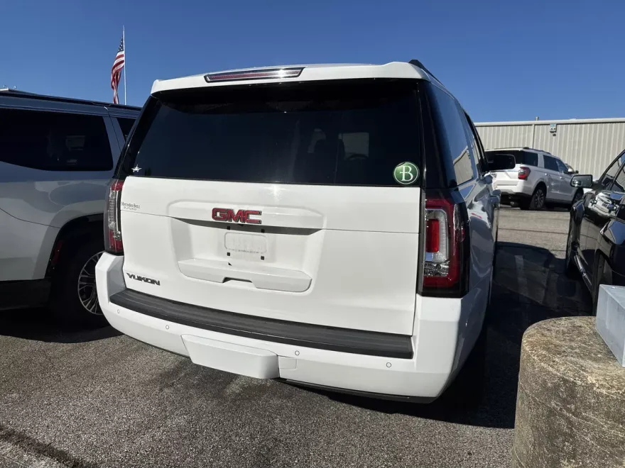 2015 Gmc Yukon SLT photo 1