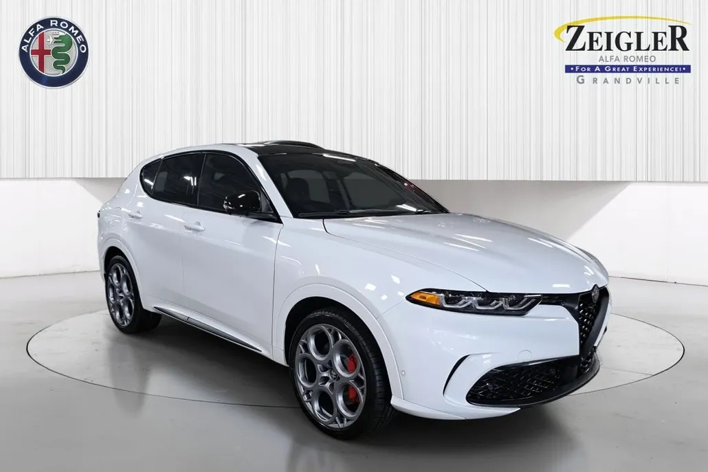 2025 Alfa Romeo Tonale Tributo Italiano photo 1