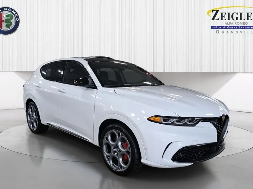 2025 Alfa Romeo Tonale Tributo Italiano photo 1