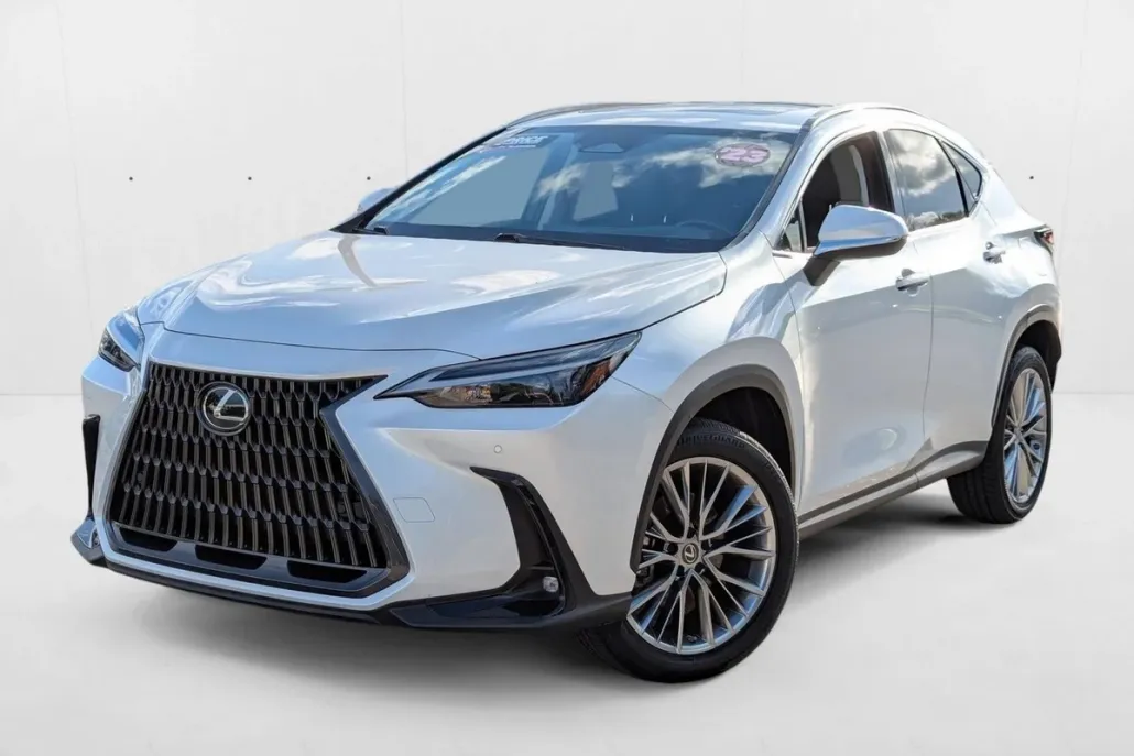 2023 Lexus NX 350h Premium AWD photo 1