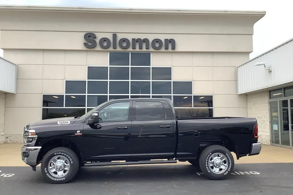 2025 Ram 2500 Tradesman photo 1