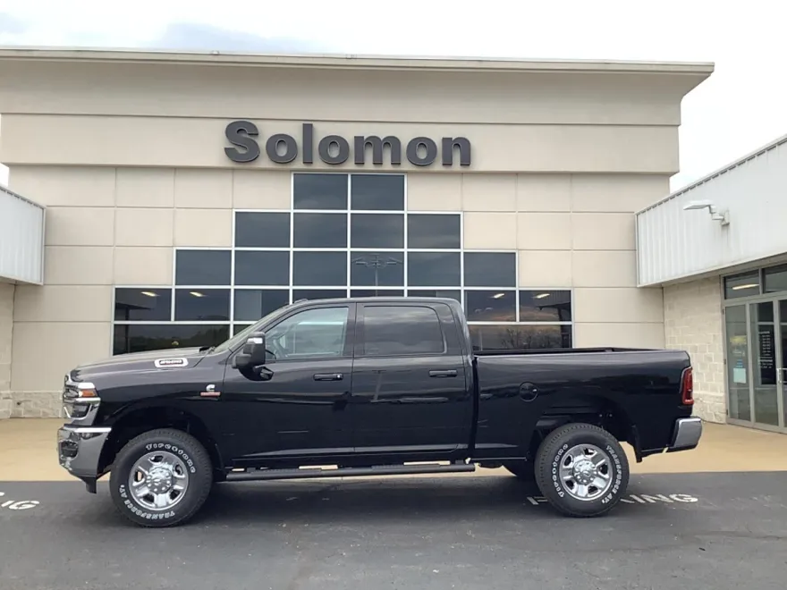 2025 Ram 2500 Tradesman photo 1