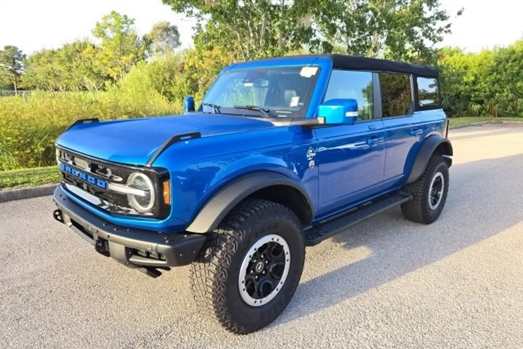 2022 Ford Bronco Base Big Bend Black Diamond Outer Banks Badlands Wildtrak Everglades photo 1