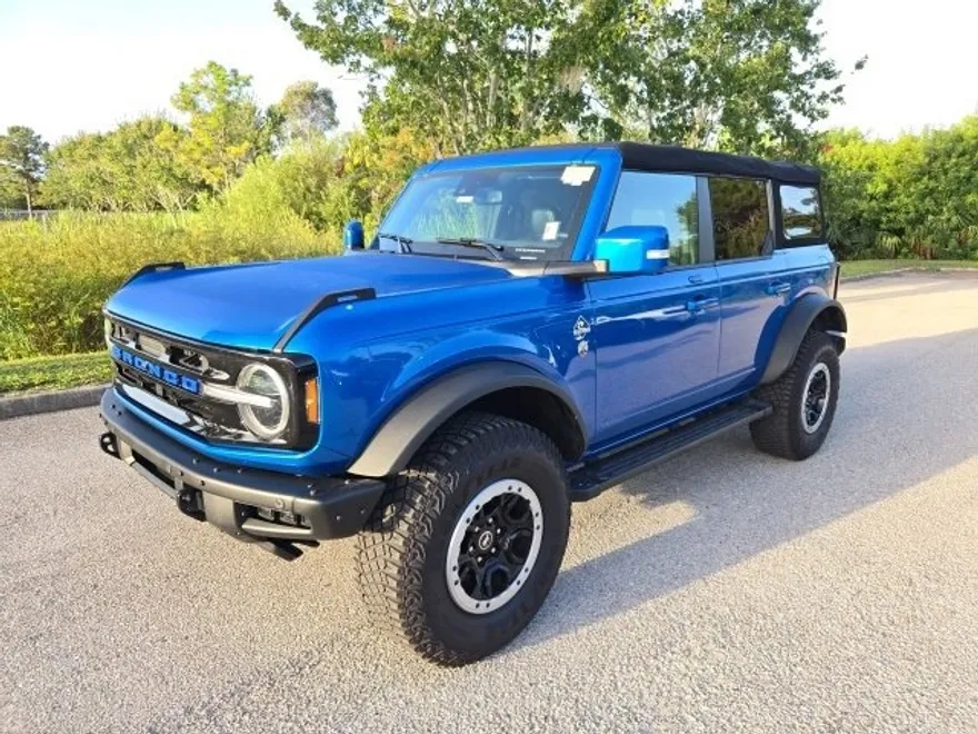 2022 Ford Bronco Base Big Bend Black Diamond Outer Banks Badlands Wildtrak Everglades photo 1