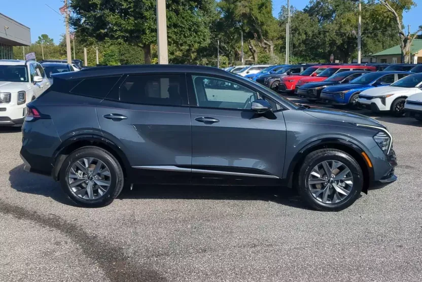 2025 Kia Sportage Hybrid photo 1