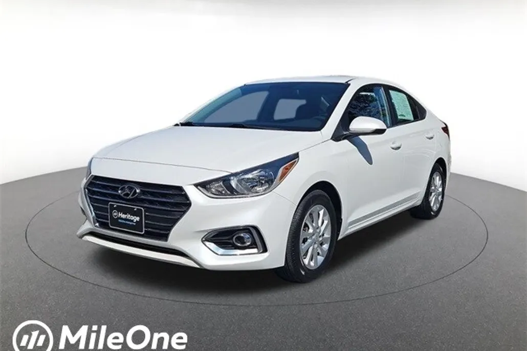 2021 Hyundai Accent SEL photo 1