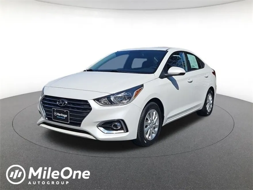2021 Hyundai Accent SEL photo 1
