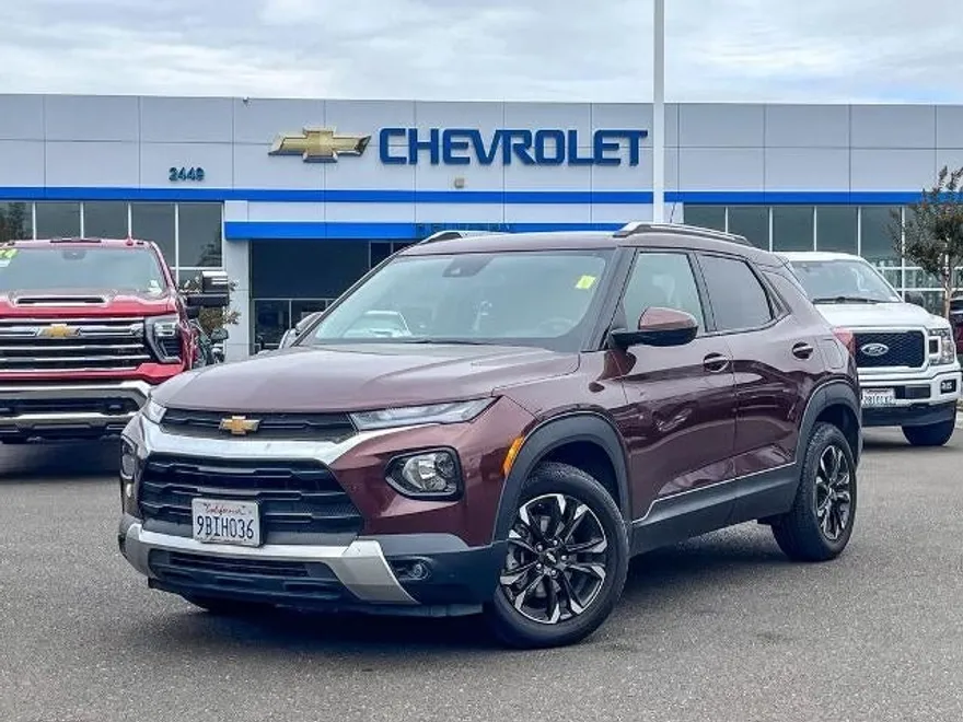 2022 Chevrolet Trailblazer LT photo 1