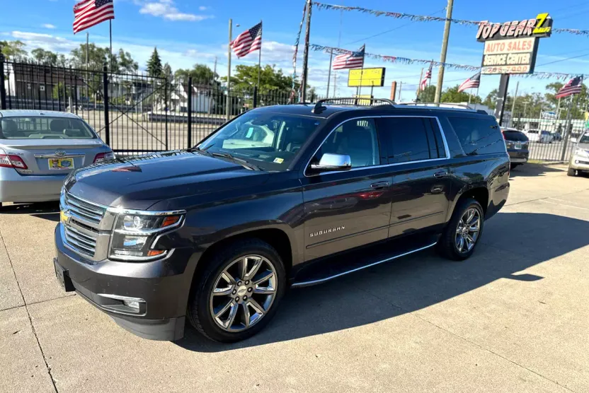 2017 Chevrolet Suburban 1500 Premier photo 1