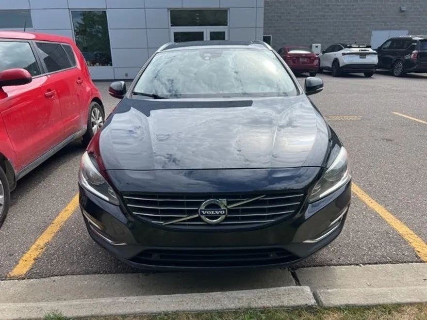2016 Volvo V60 T5 photo 1