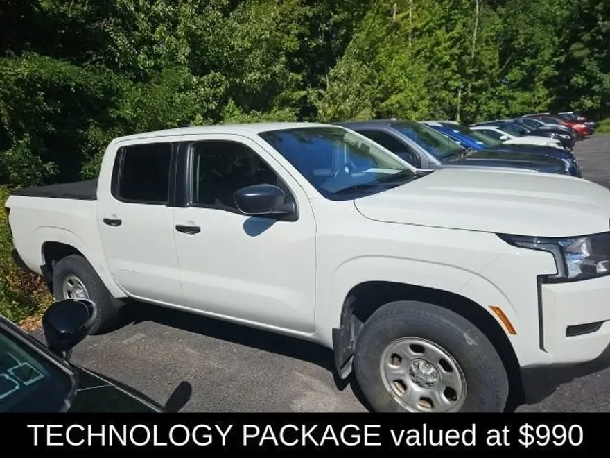 2022 Nissan Frontier S photo 1