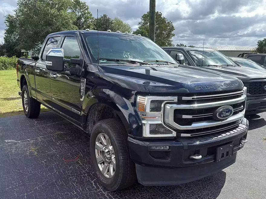 2022 Ford F-250 Platinum photo 1