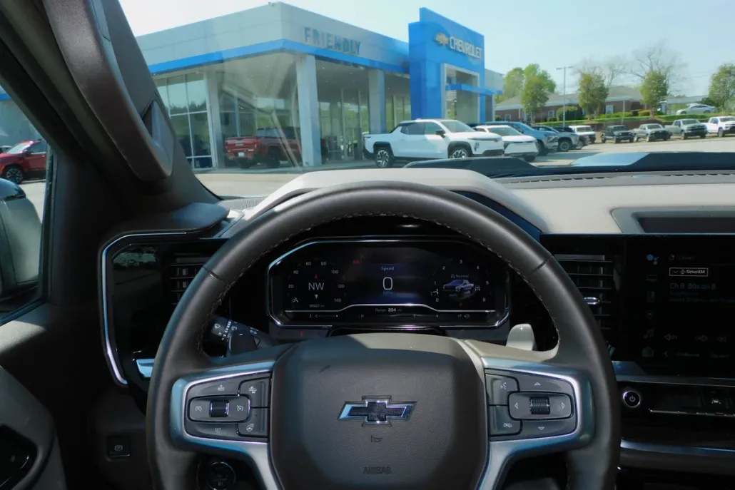 2024 Chevrolet Silverado 1500 LT Trail Boss photo 1