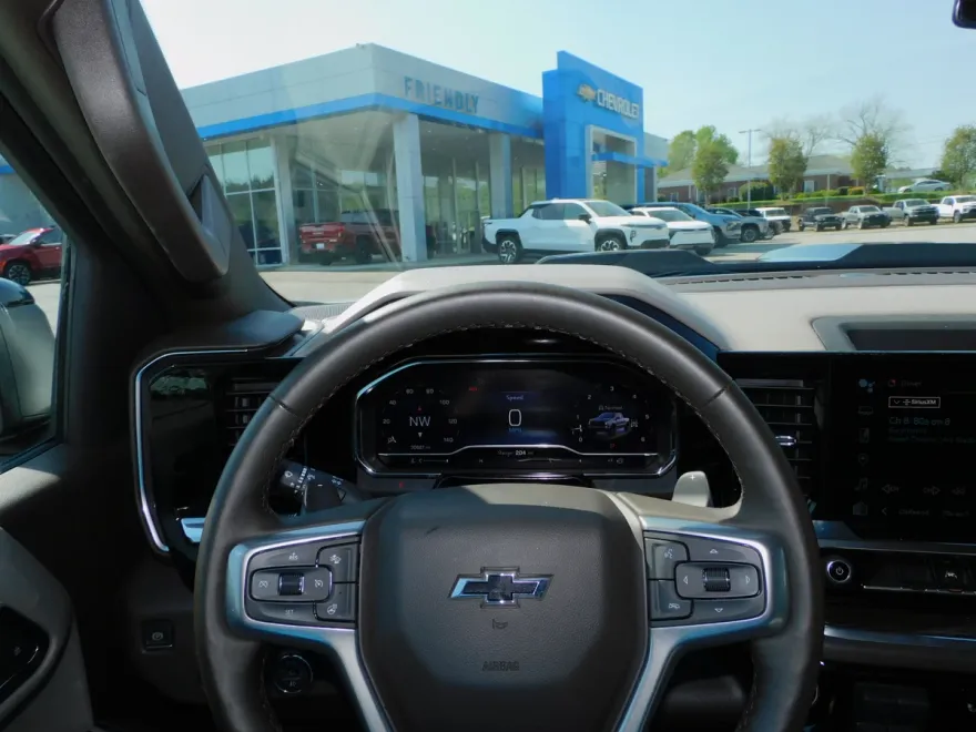 2024 Chevrolet Silverado 1500 LT Trail Boss photo 1