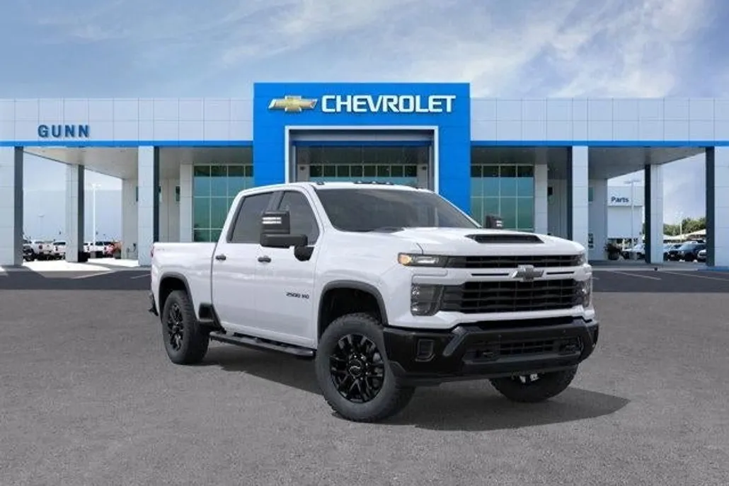 2026 Chevrolet Silverado 2500HD Custom photo 1