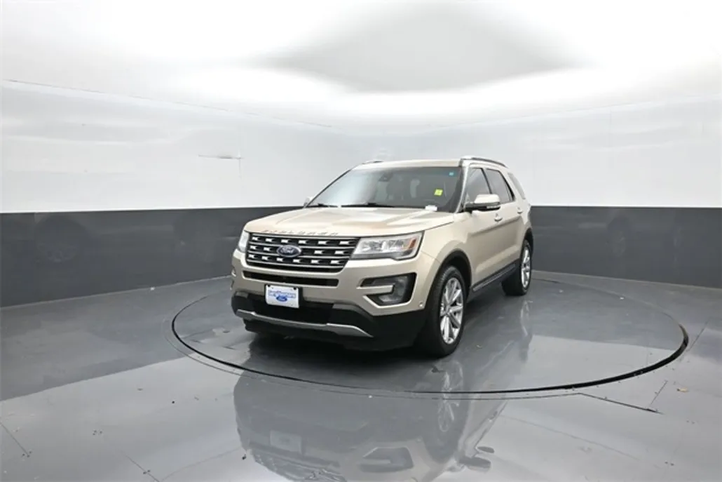 2017 Ford Explorer Limited photo 1