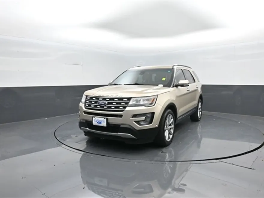 2017 Ford Explorer Limited photo 1