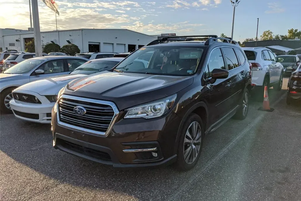 2021 Subaru Ascent Limited photo 1