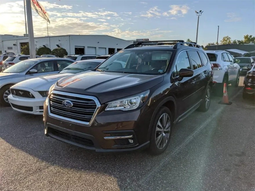 2021 Subaru Ascent Limited photo 1