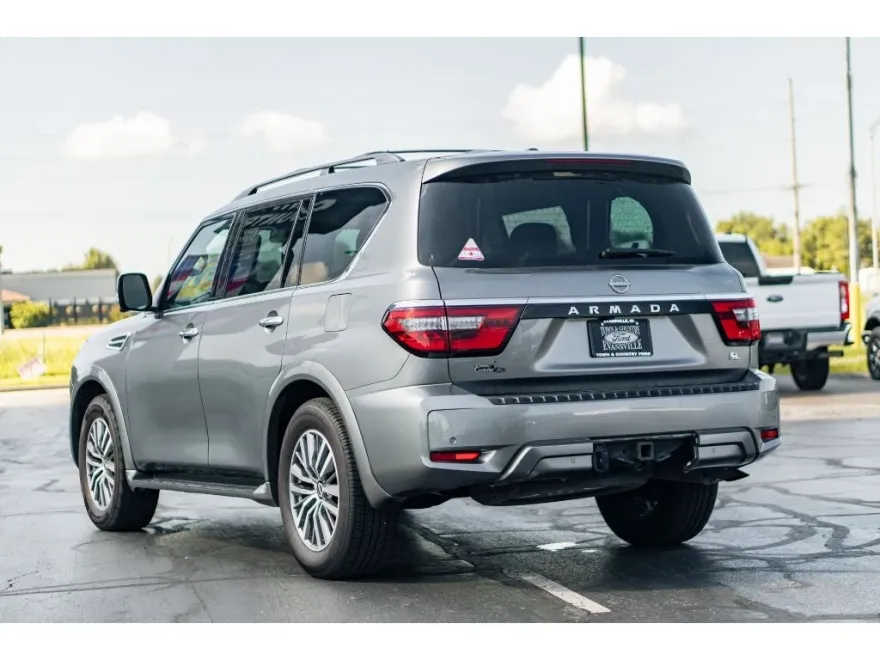 2023 Nissan Armada SL photo 1