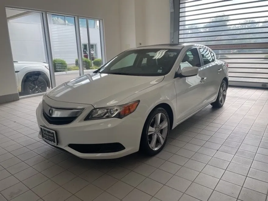 2014 Acura ILX 2.0L photo 1