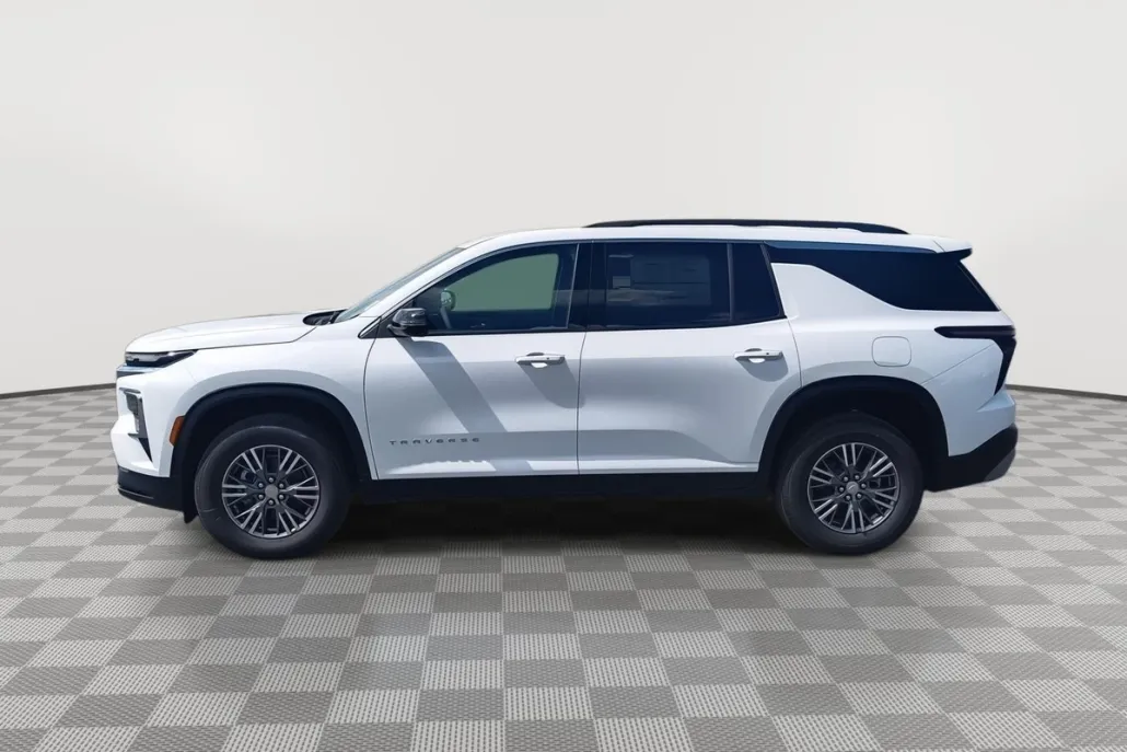 2026 Chevrolet Traverse photo 1