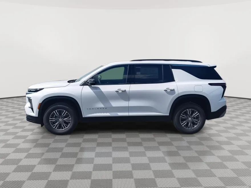 2026 Chevrolet Traverse photo 1