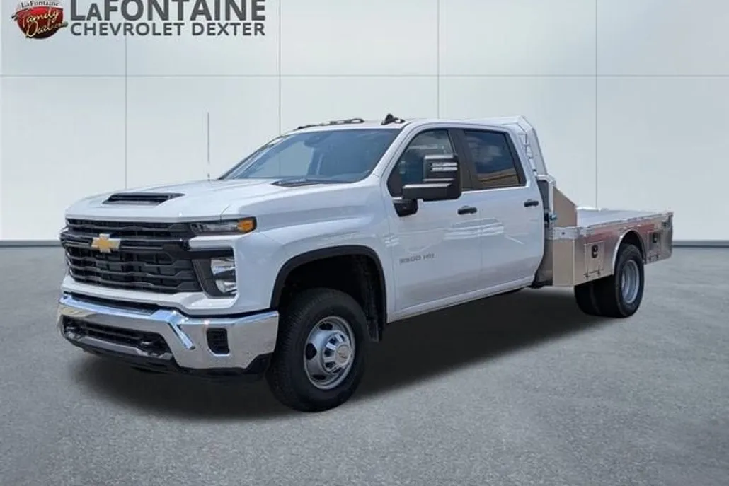 2025 Chevrolet Silverado 3500HD Work Truck photo 1