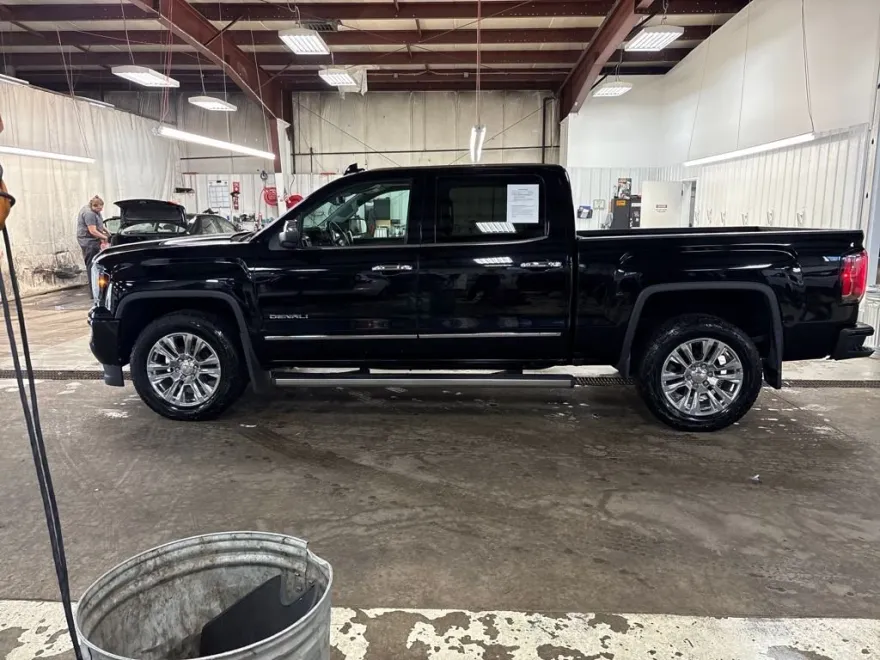 2016 Gmc Sierra 1500 Denali photo 1