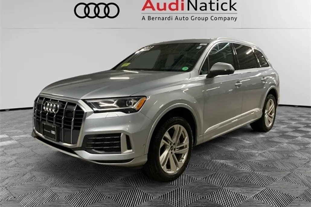 2023 Audi Q7 45 Premium Plus photo 1